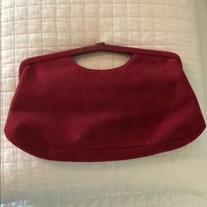 Guess fashionable clutch